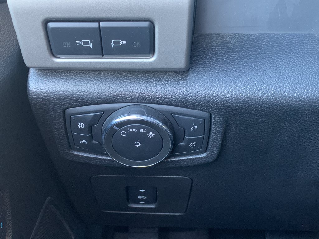 Used 2016 Ford F150 Lariat AWD/4WD image 22