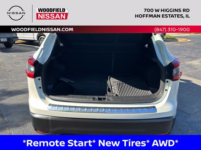 Used 2020 Nissan Rogue Sport SV w/ Technology Package AWD/4WD image 14