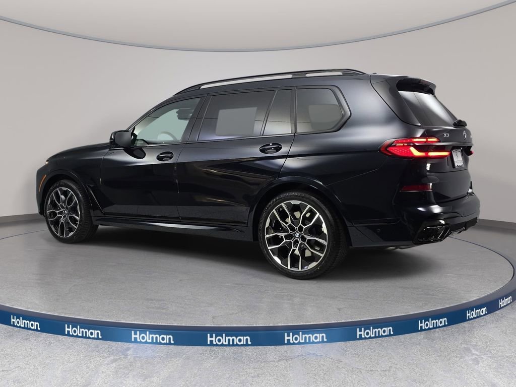 New 2026 BMW X7 M60i image 7