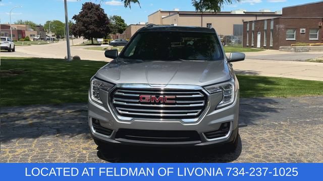 Certified 2023 GMC Terrain SLT FWD image 3