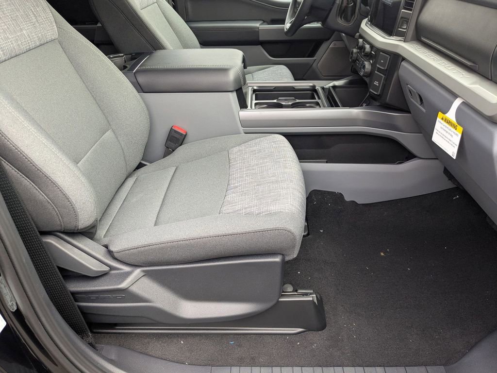 New 2026 Ford F350 XLT image 28