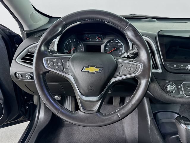 Used 2019 Chevrolet Malibu RS FWD image 12