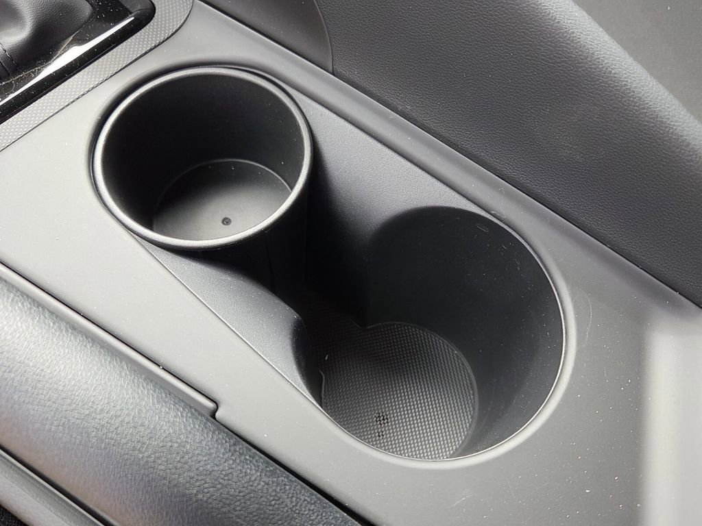 New 2025 Hyundai Elantra Sport image 21