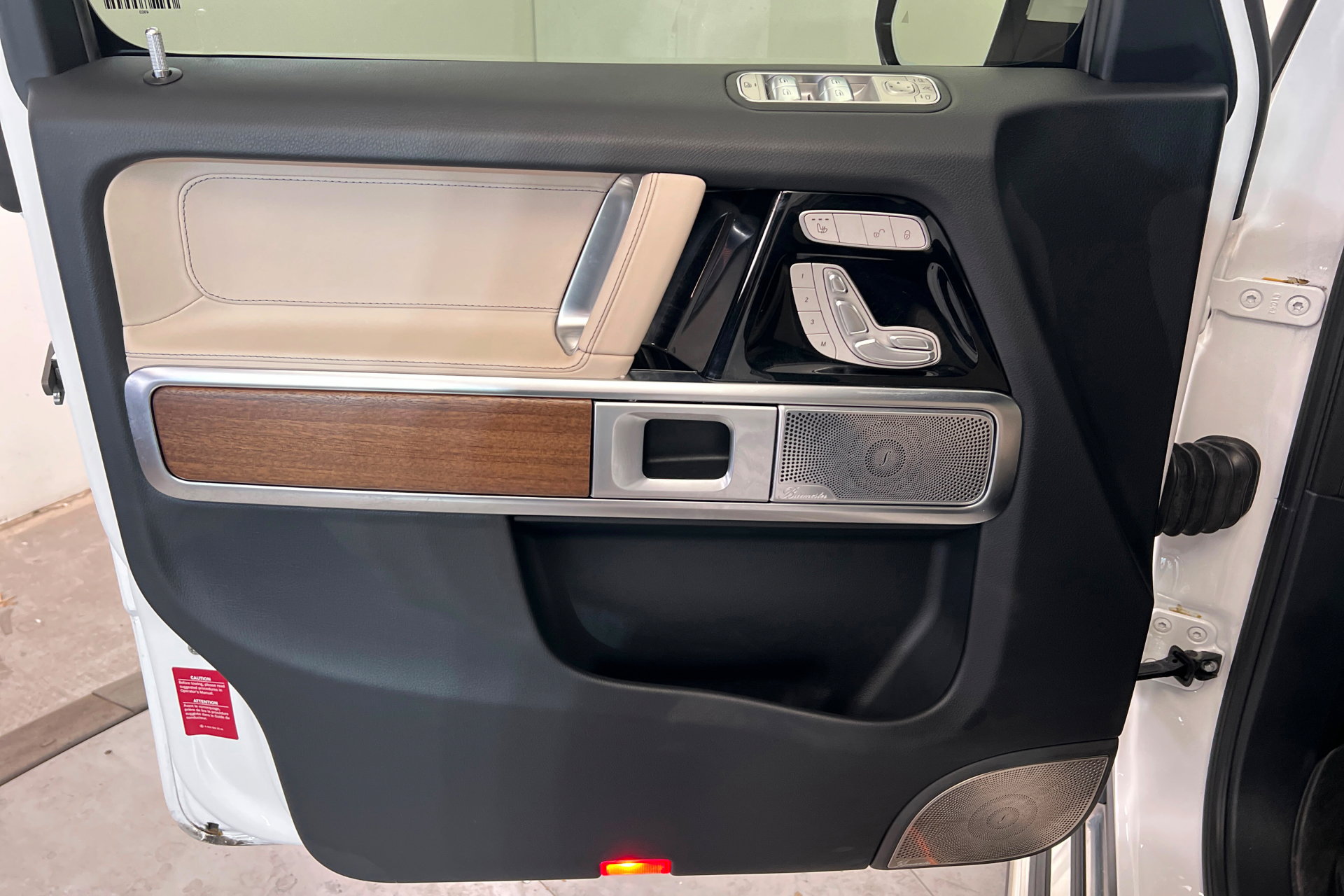 Used 2024 Mercedes-Benz G 550 image 14