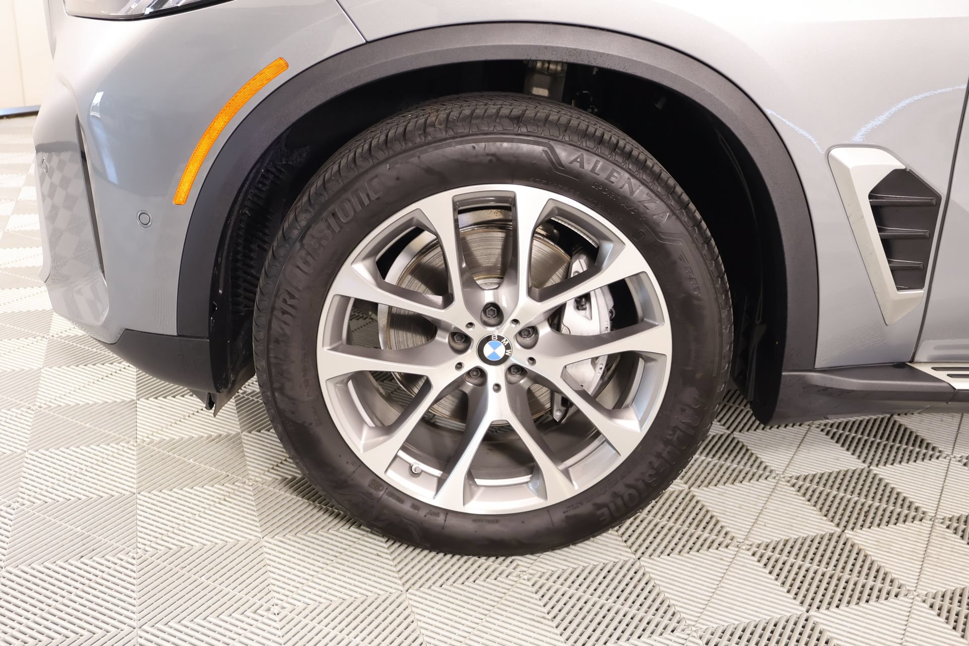 Used 2026 BMW X5 xDrive40i AWD/4WD image 19