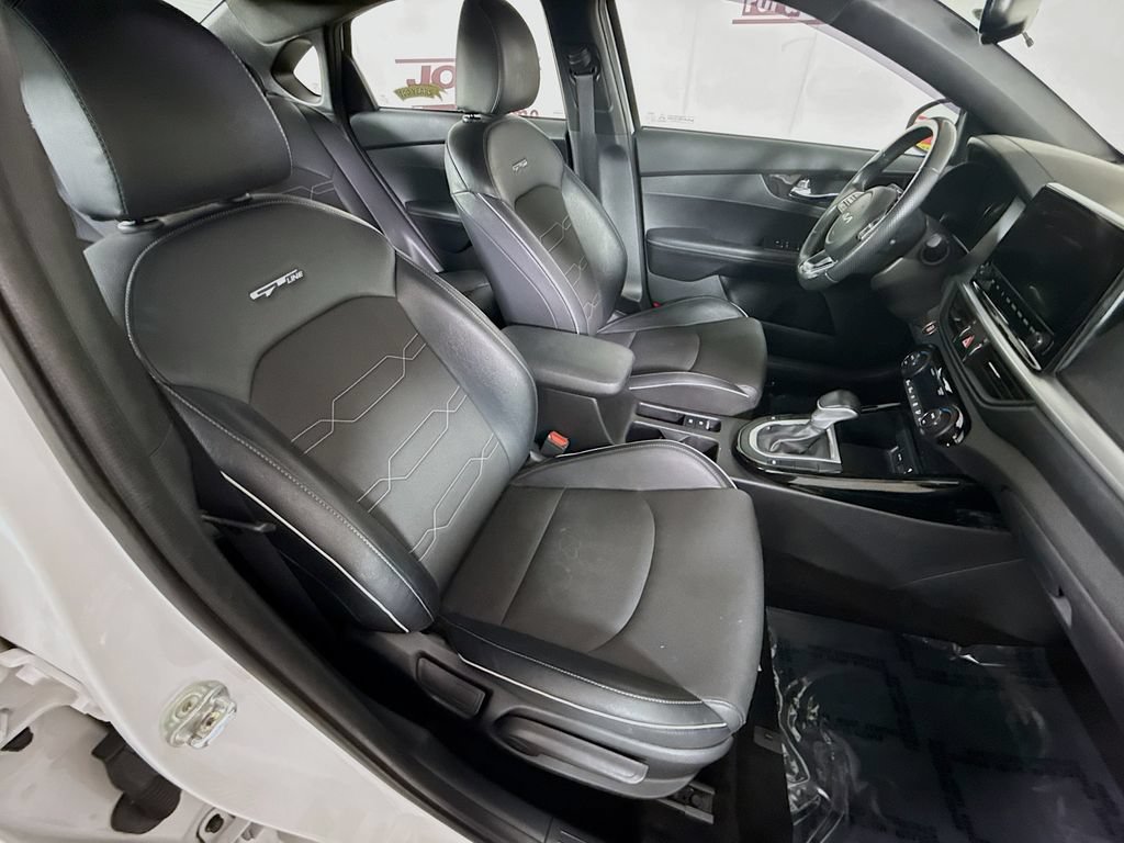 Used 2022 Kia Forte GT-Line w/ GT-Line Premium Package FWD image 31