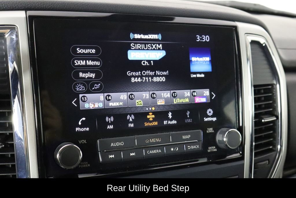 Used 2021 Nissan Titan SV w/ SV Convenience Package image 30