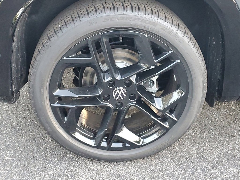 New 2026 Volkswagen Tiguan SE R-Line image 7