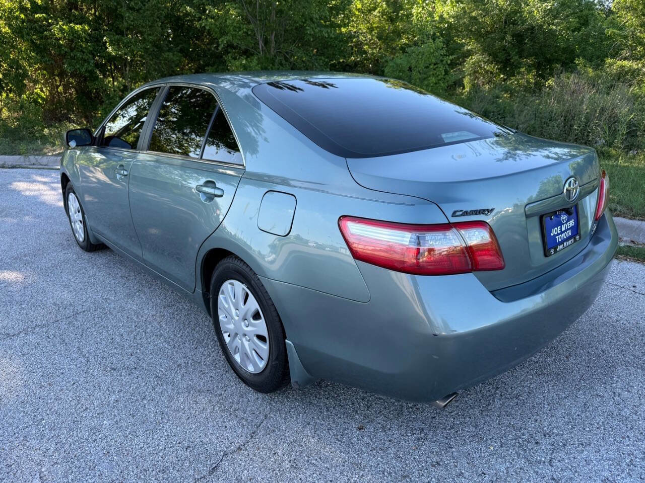 Used 2007 Toyota Camry XLE FWD image 5