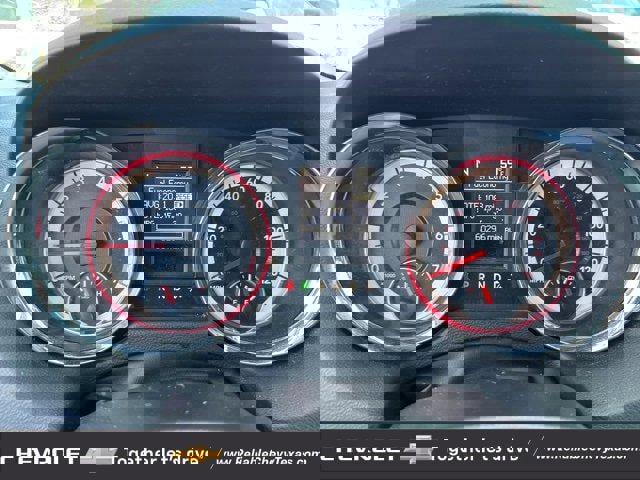 Used 2018 Dodge Grand Caravan SE w/ UConnect Hands-Free Group image 28