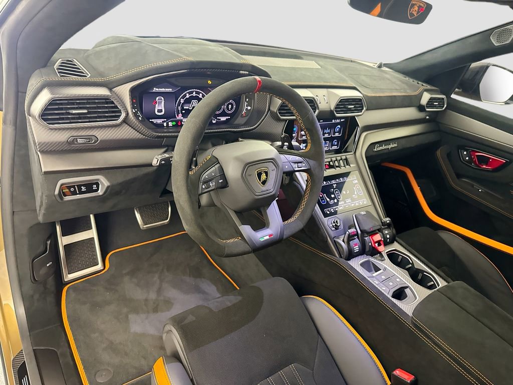Used 2024 Lamborghini Urus Performante image 9