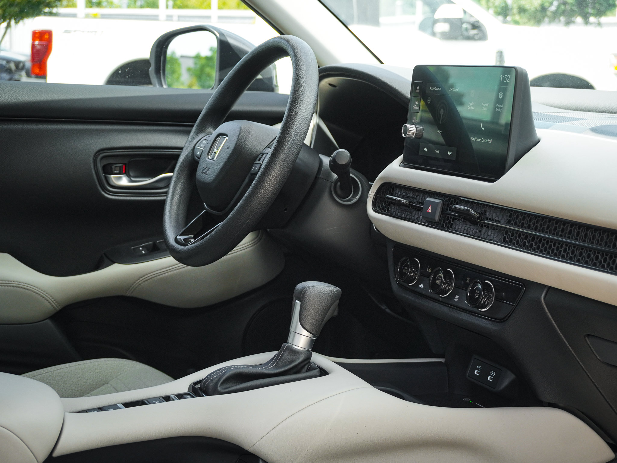 Used 2026 Honda HR-V LX image 34