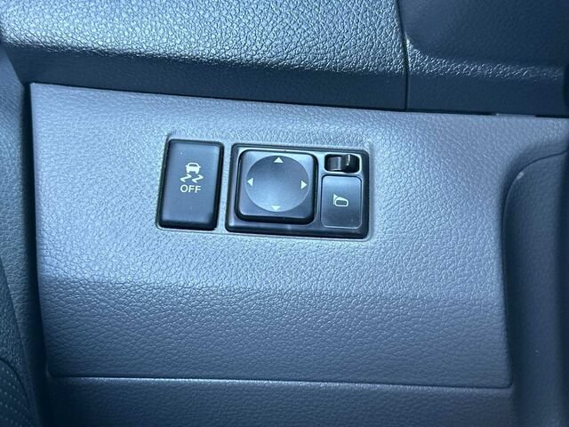 Used 2015 Nissan NV200 SV w/ Technology Package FWD image 29