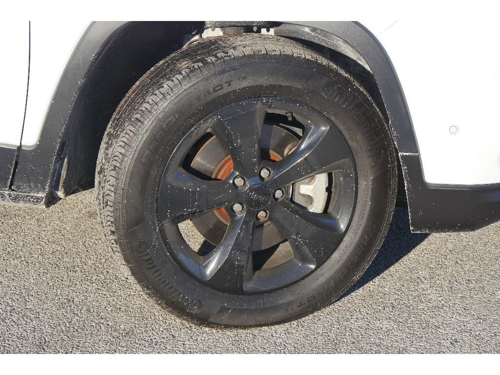 Used 2021 Jeep Cherokee Limited image 31