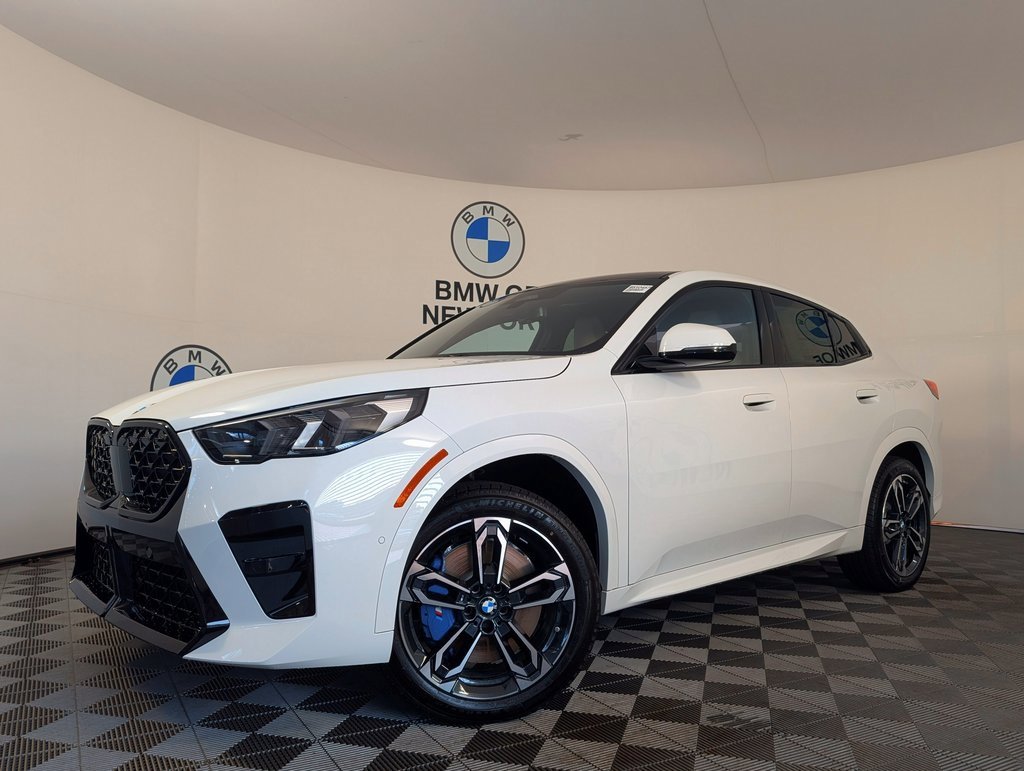 New 2025 BMW X2 xDrive28i w/ M Sport Package image 1