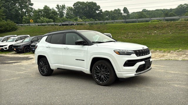 Certified 2023 Jeep Compass High Altitude w/ Driver Assist Group I AWD/4WD image 2