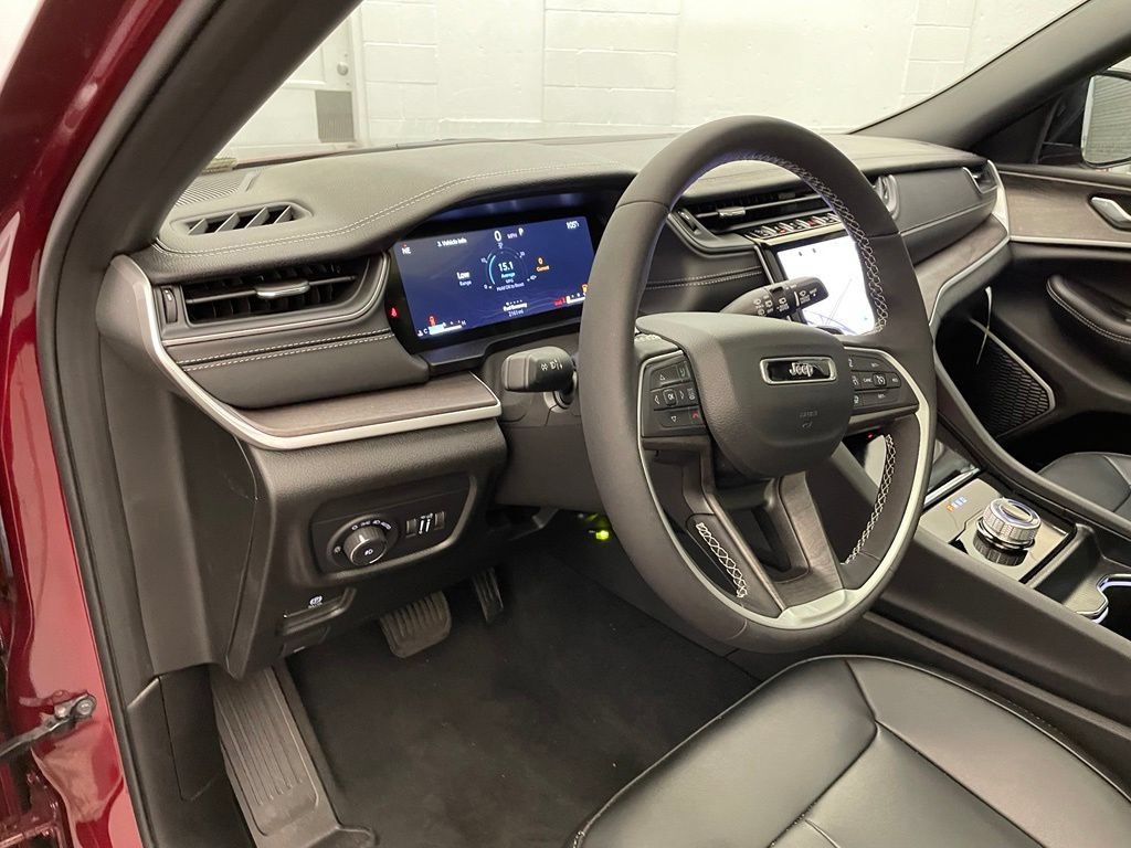 New 2025 Jeep Grand Cherokee L Limited w/ Black Appearance Package RWD image 16