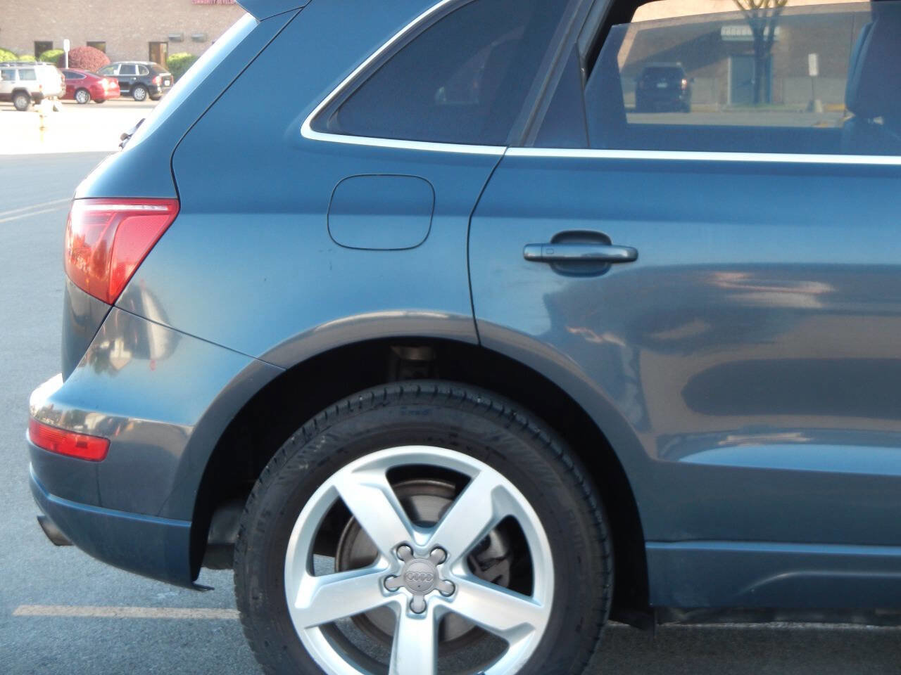 Used 2011 Audi Q5 2.0T Premium Plus image 21