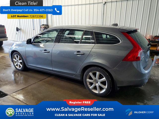 Used 2017 Volvo V60 T5 Premier w/ Convenience Package FWD image 3