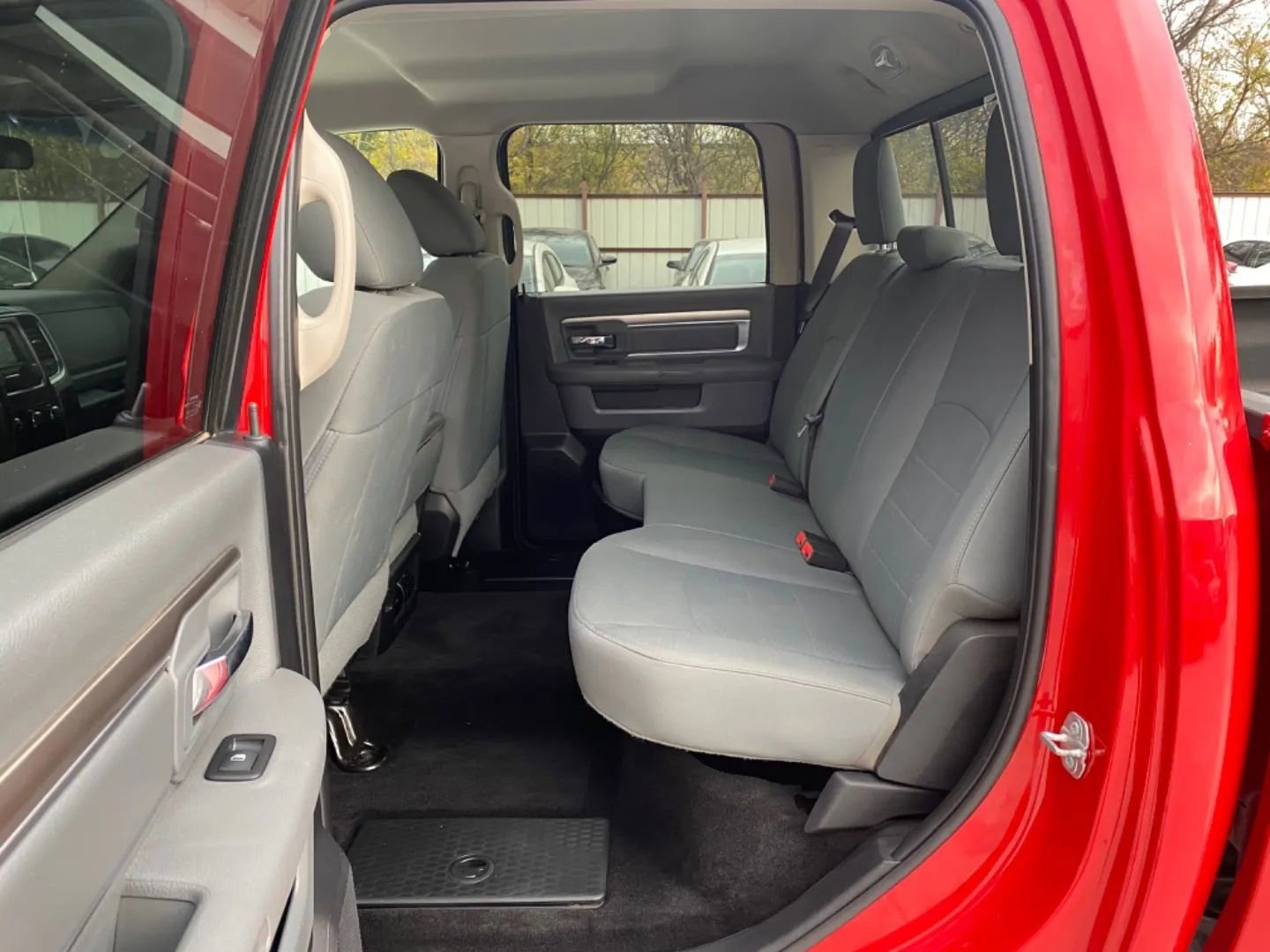 Used 2017 RAM 2500 SLT image 14