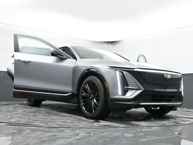 New 2025 Cadillac Lyriq Luxury image 63
