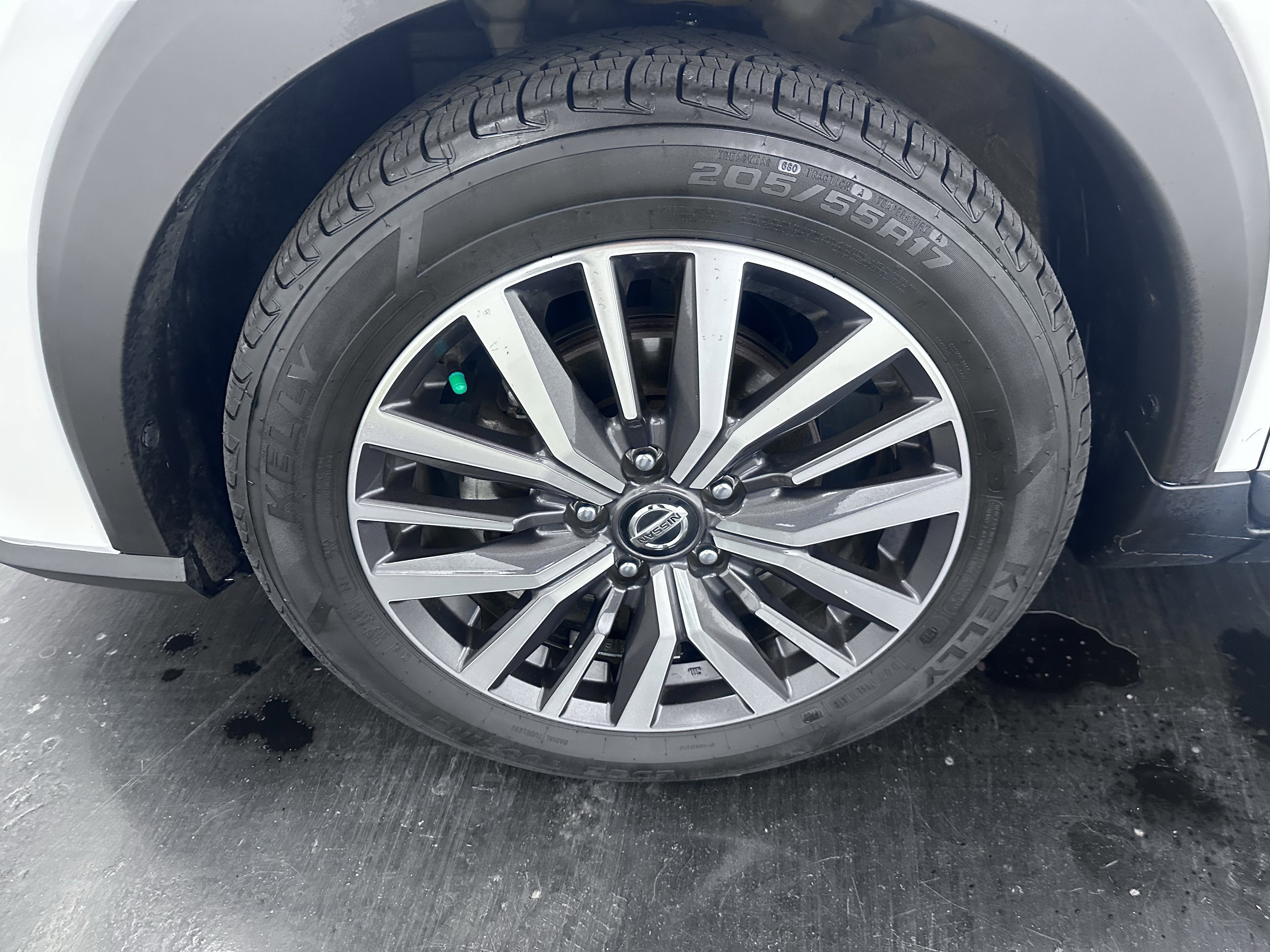 Used 2021 Nissan Kicks SV image 26