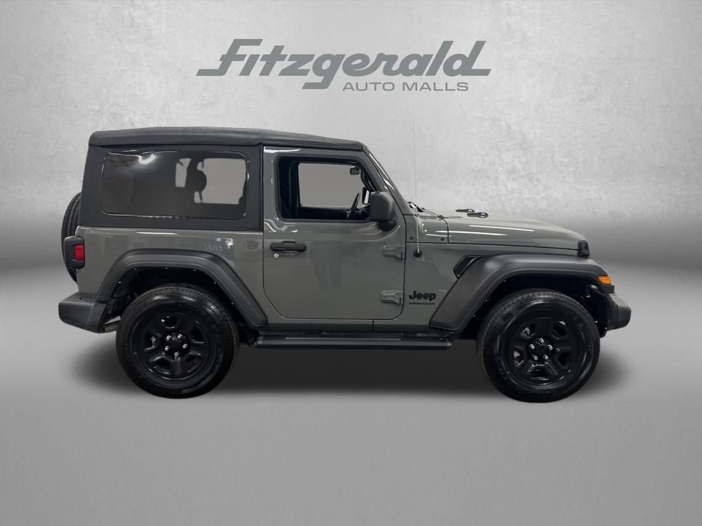 Used 2022 Jeep Wrangler Sport image 6