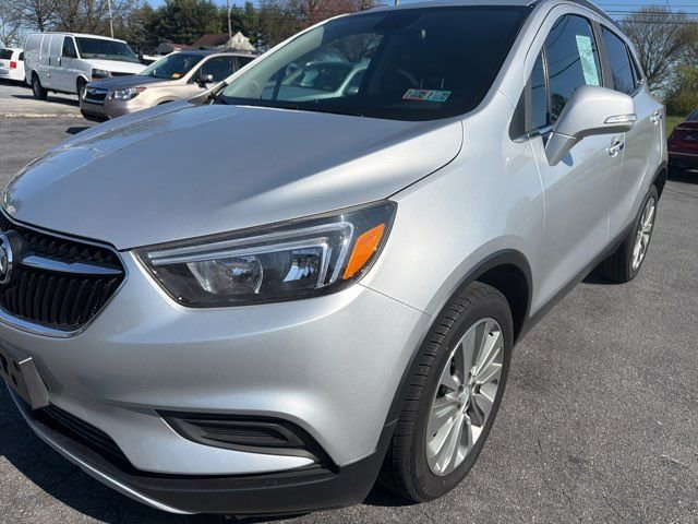 Used 2018 Buick Encore Preferred image 3