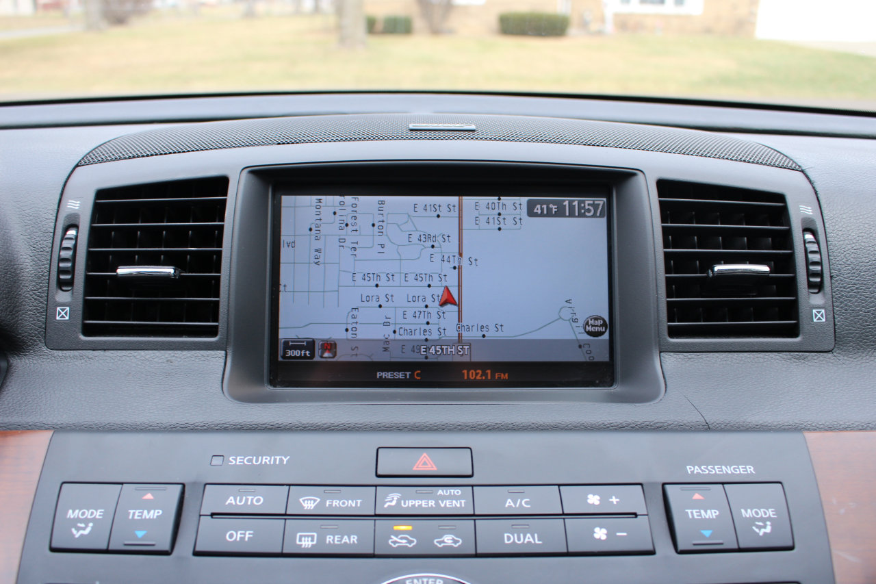 Used 2008 INFINITI M35 x w/ Technology Pkg image 27