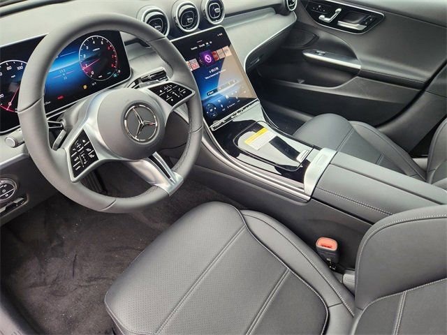 Used 2025 Mercedes-Benz C 300 4MATIC Sedan image 7