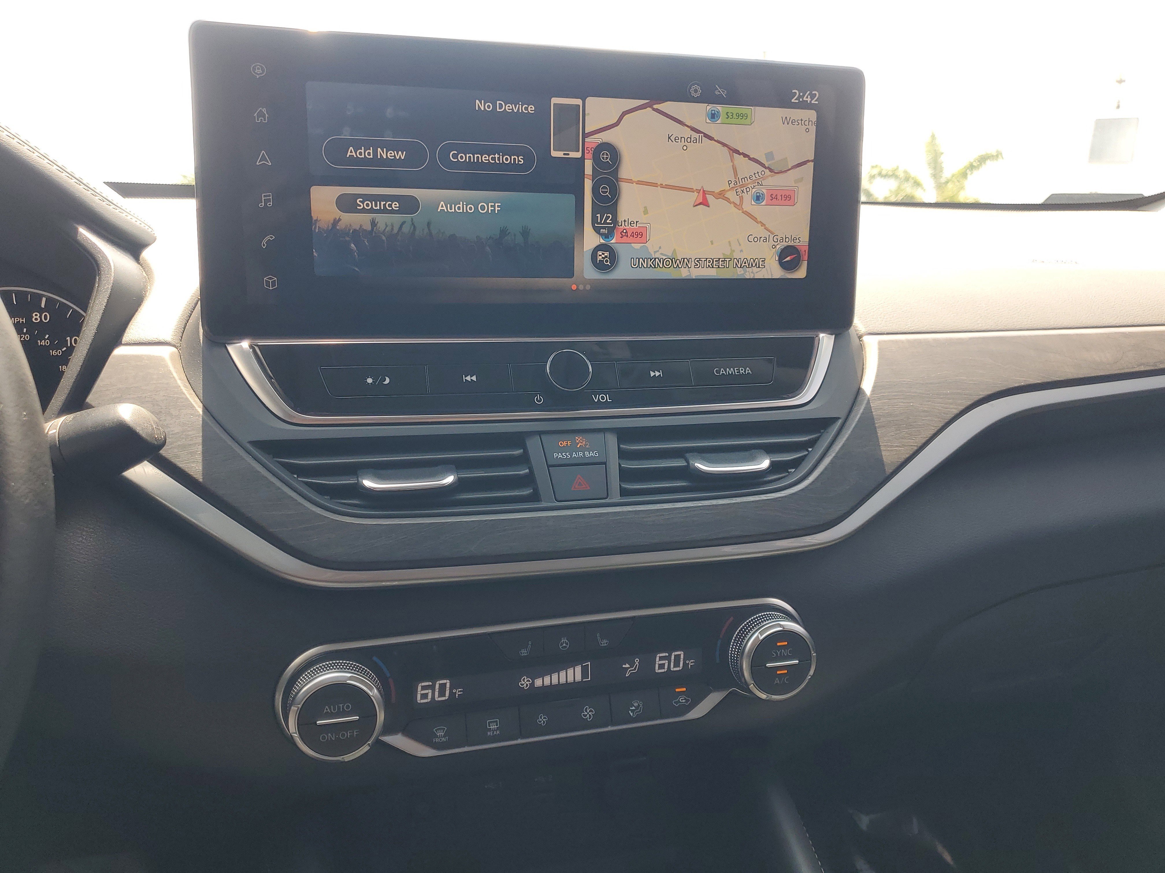 Used 2023 Nissan Altima 2.5 SL FWD image 25