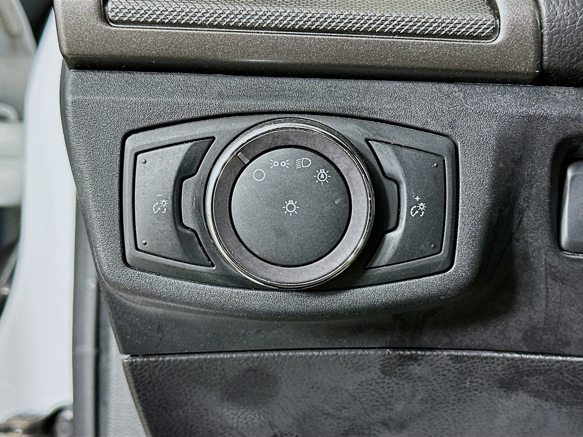 Used 2019 Ford Fusion S image 17