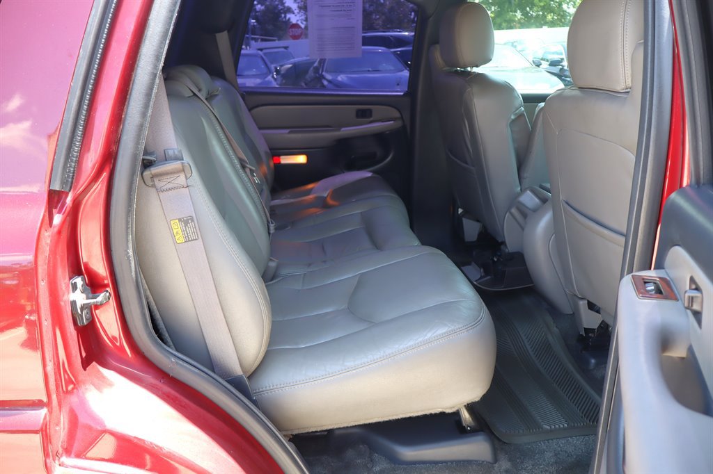 Used 2002 Chevrolet Tahoe LS w/ Traction Pkg RWD image 24