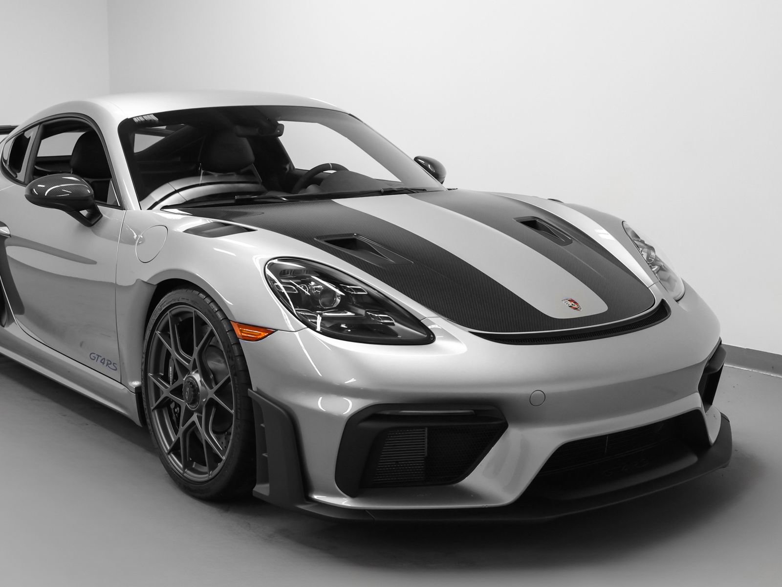 Certified 2025 Porsche 718 Cayman GT4 RS image 9