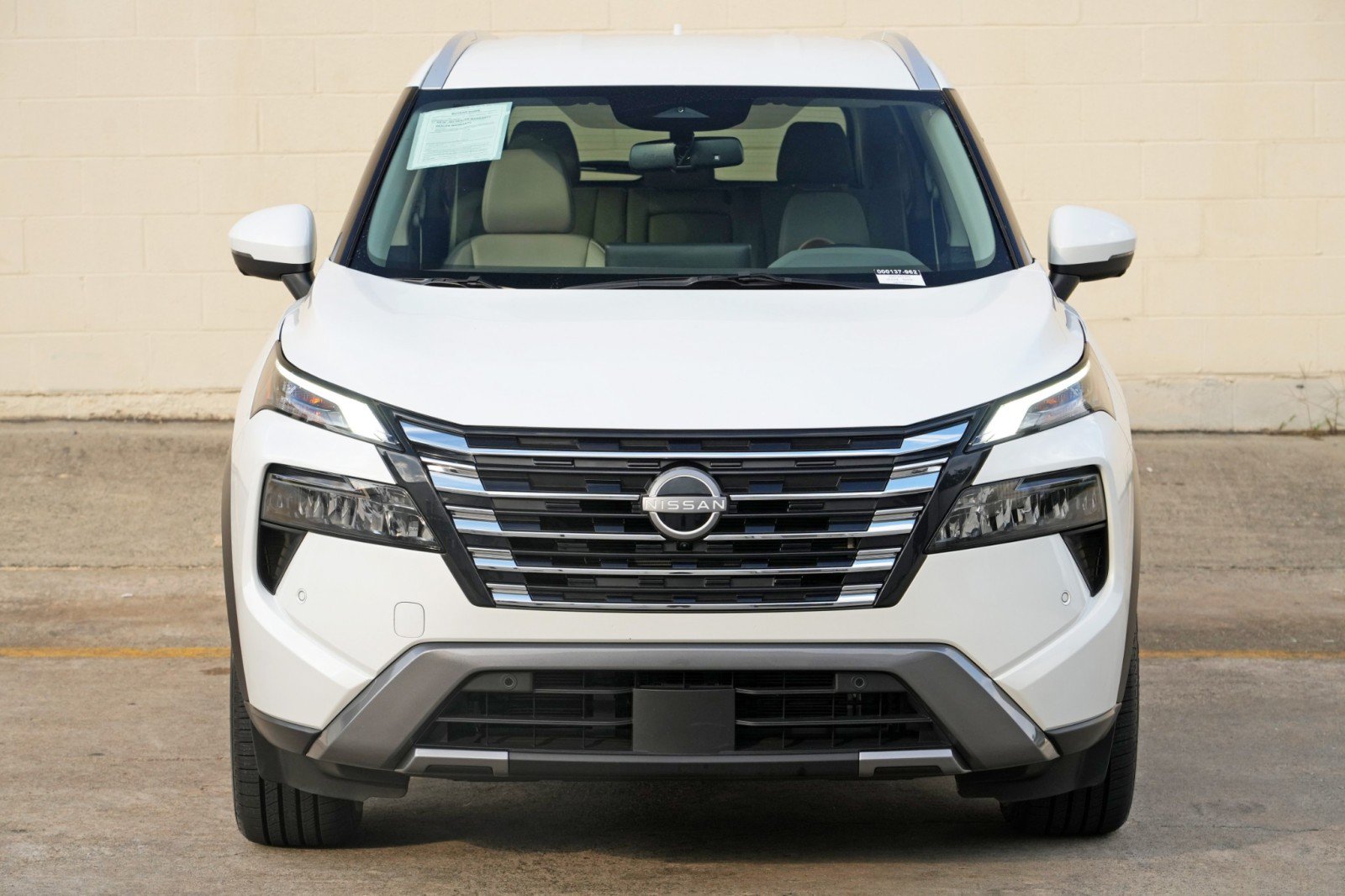 Used 2025 Nissan Rogue SL FWD image 43