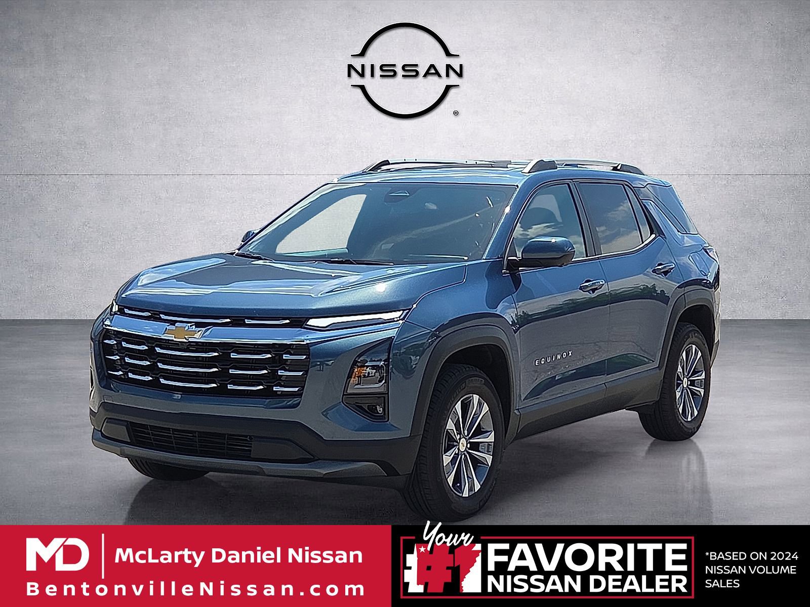 Used 2025 Chevrolet Equinox LT w/ Convenience Package II AWD/4WD image 2