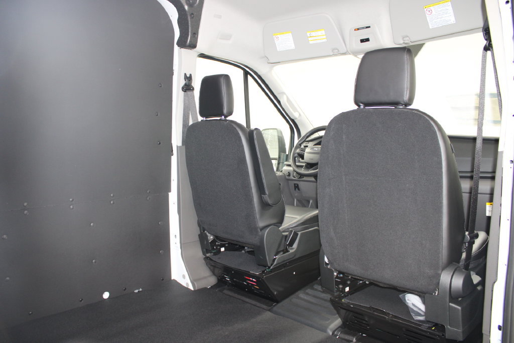 New 2026 Ford Transit 250 148 Medium Roof w/ Load Area Protection Package RWD image 28