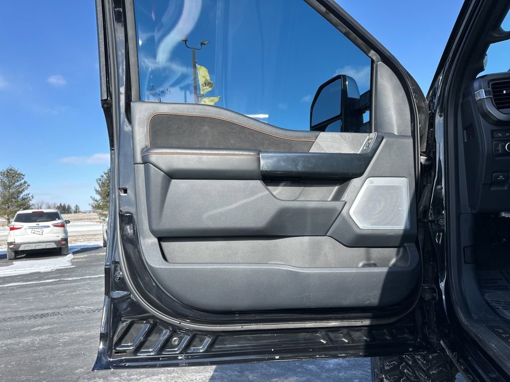 Used 2024 Ford F350 Platinum w/ FX4 Off-Road Package image 25
