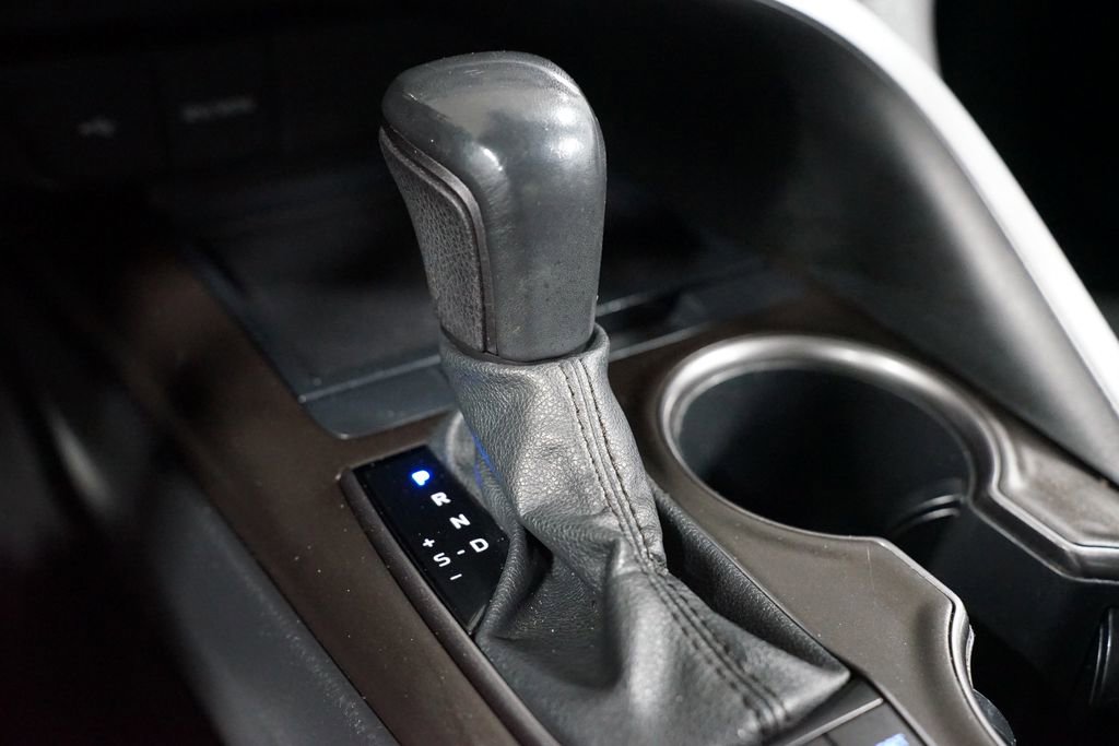 Used 2023 Toyota Camry SE FWD image 21
