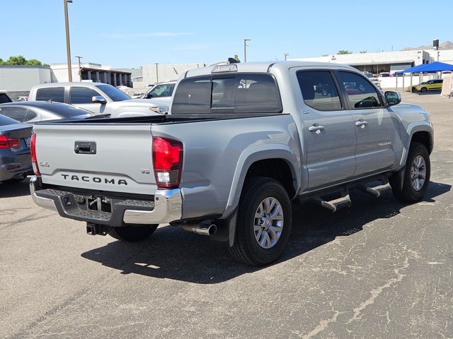 Used 2019 Toyota Tacoma SR5 AWD/4WD image 5