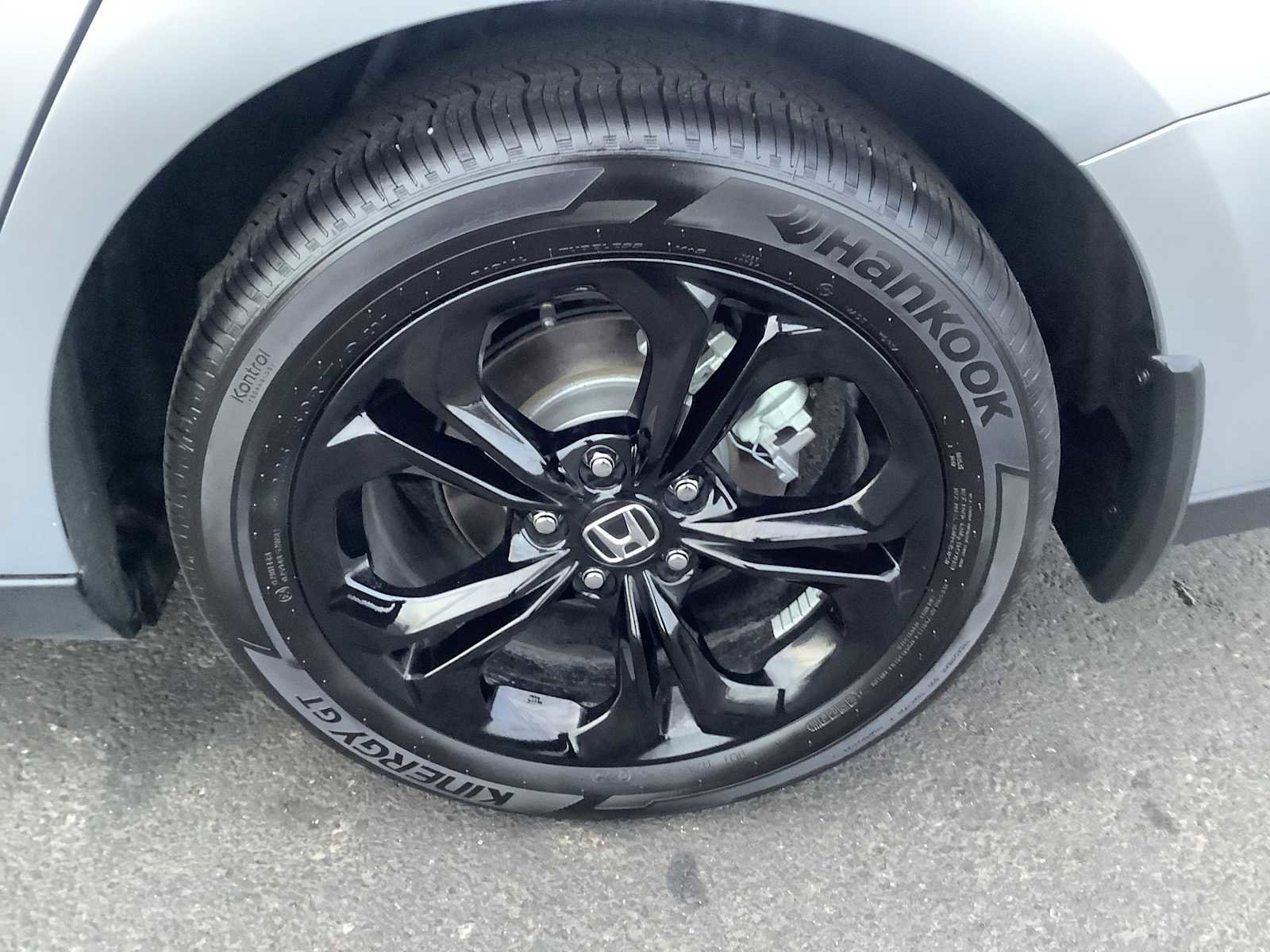 Certified 2025 Honda Accord SE image 7