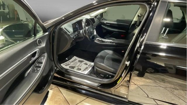 Used 2021 Hyundai Sonata Limited image 9