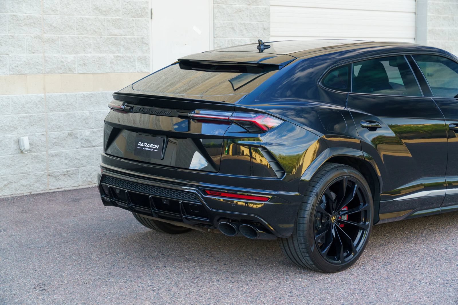 Used 2021 Lamborghini Urus AWD/4WD image 54