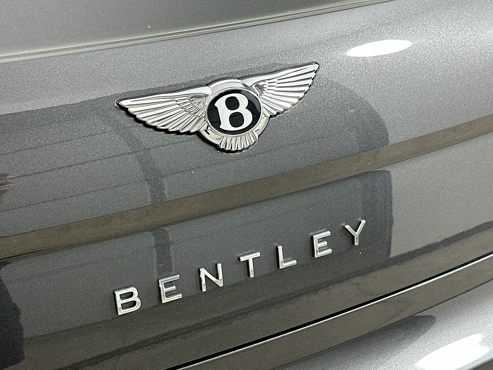 Used 2022 Bentley Flying Spur V8 AWD/4WD image 42