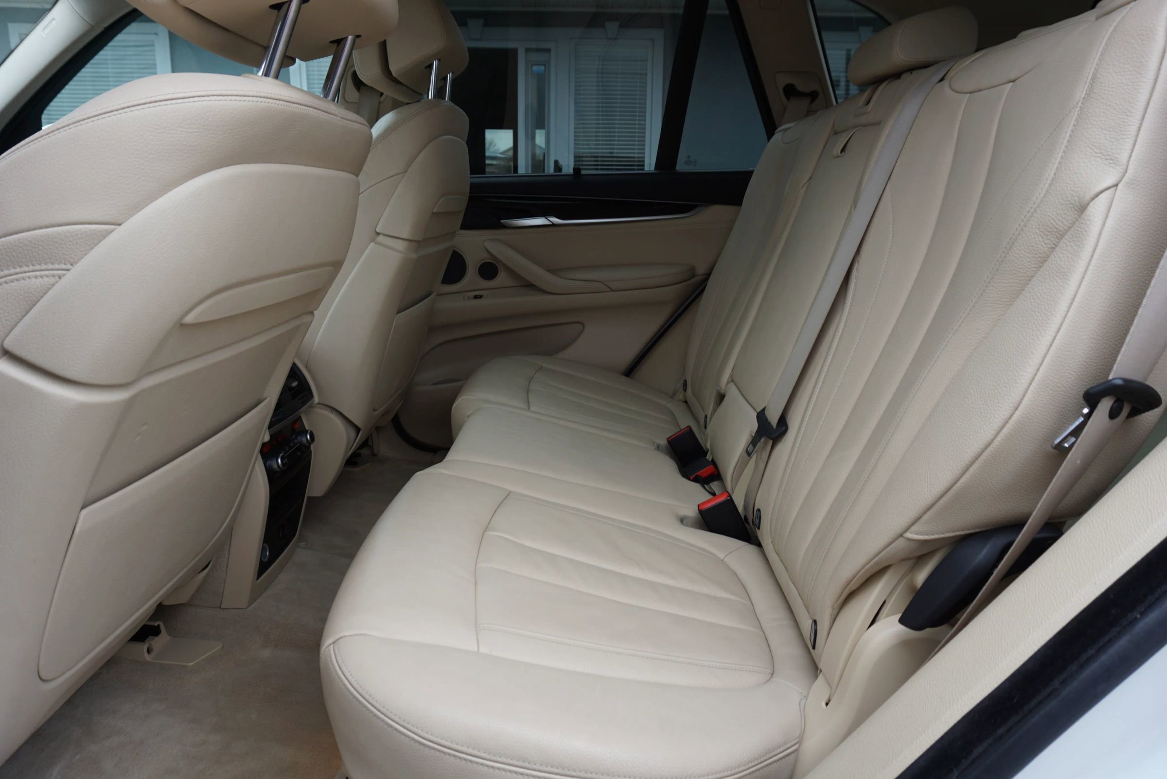 Used 2015 BMW X5 xDrive35d image 20