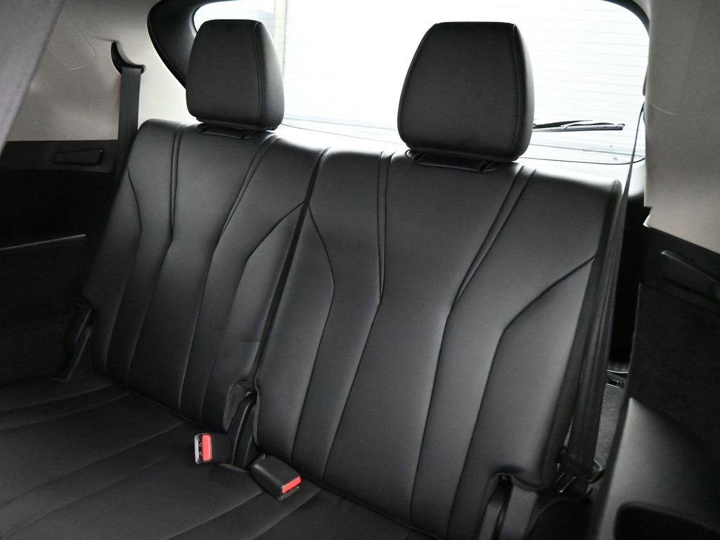 Used 2023 Acura MDX FWD image 22