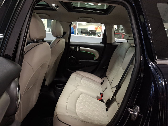Used 2020 MINI Cooper S FWD image 9