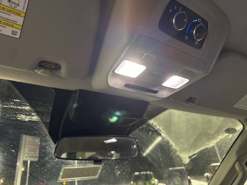 Used 2023 Ford Transit 350 XLT image 12