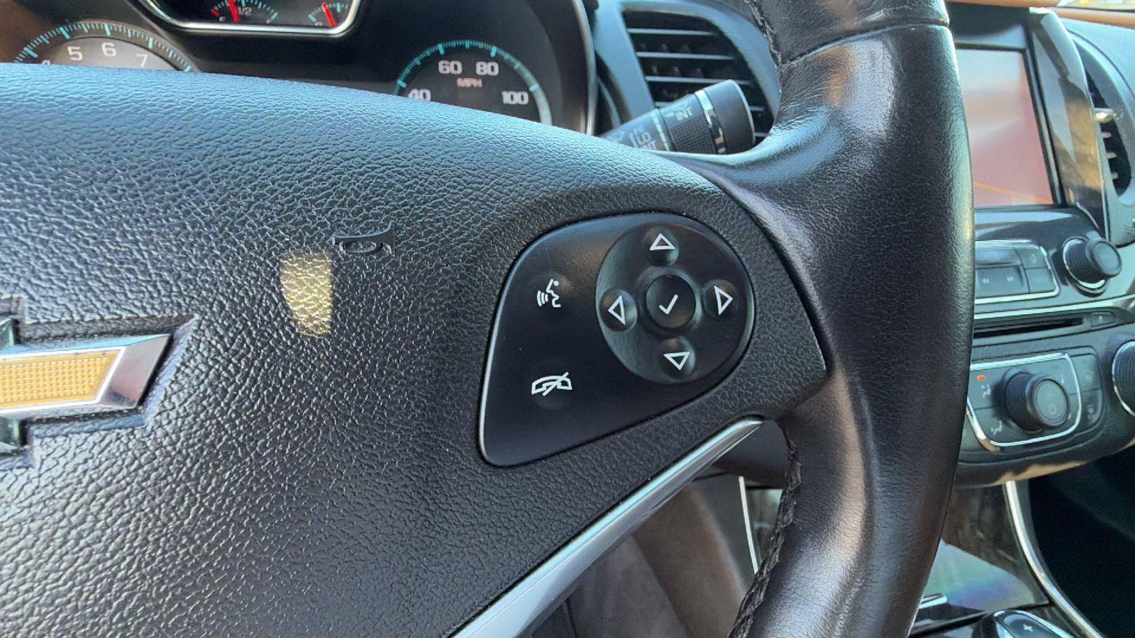 Used 2014 Chevrolet Impala LTZ FWD image 26