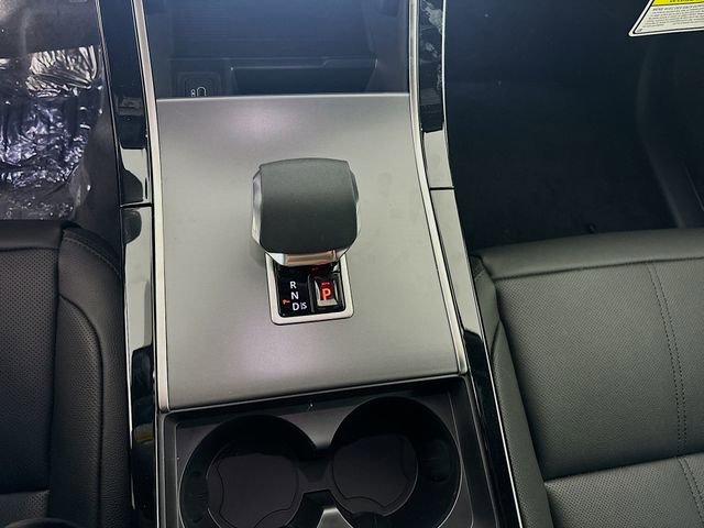 Used 2026 Land Rover Range Rover Velar S image 19
